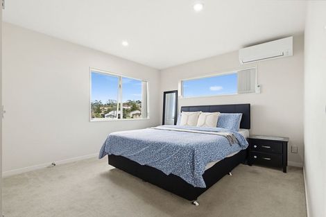 Photo of property in 21 San Prospero Crescent, Henderson, Auckland, 0612