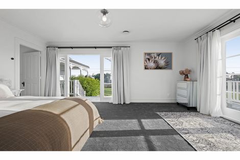 Photo of property in 43 Colombo Road, Waiuku, 2123