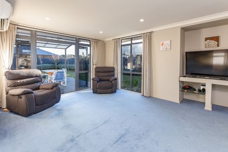 Photo of property in 16 Rembrandt Drive, Rolleston, 7614