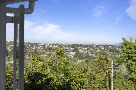 Photo of property in 19 Mcclintock Road, Massey, Auckland, 0614