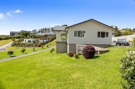 Photo of property in 16 Midgard Road, Coopers Beach, 0420