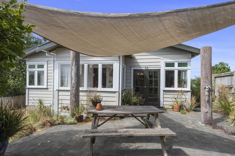 Photo of property in 3 View Road, Hikurangi, 0114