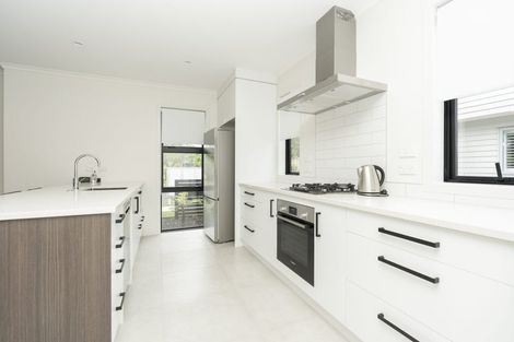 Photo of property in 15u6 Glen Lynne Avenue, Queenwood, Hamilton, 3210