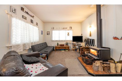 Photo of property in 10 Sewell Street, Kaiapoi, 7630