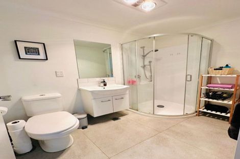 Photo of property in 8 Pangu Way, Mangere, Auckland, 2022