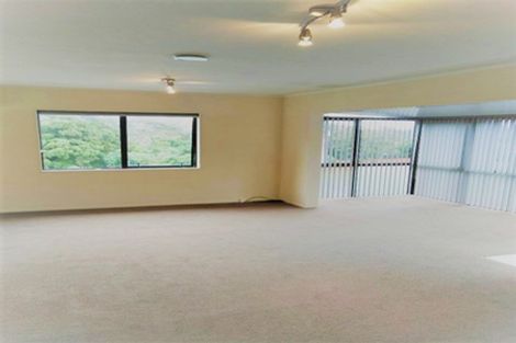 Photo of property in 2/51 Park Road, Glenfield, Auckland, 0629