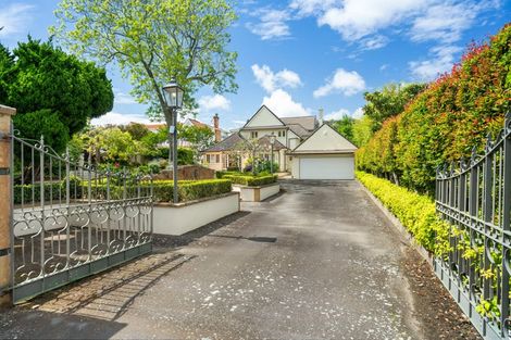 Photo of property in 7 Marine Terrace, Bayswater, Auckland, 0622
