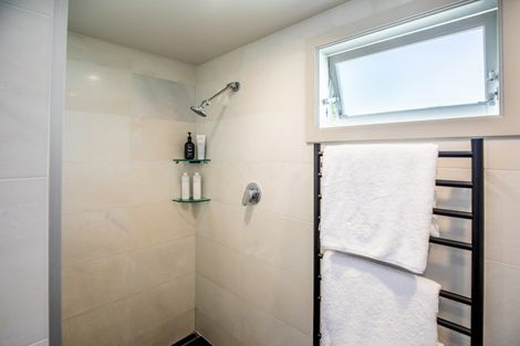 Photo of property in 8c Brassey Road, Saint Johns Hill, Whanganui, 4500