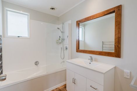 Photo of property in 3a Harlech Place, Dinsdale, Hamilton, 3204