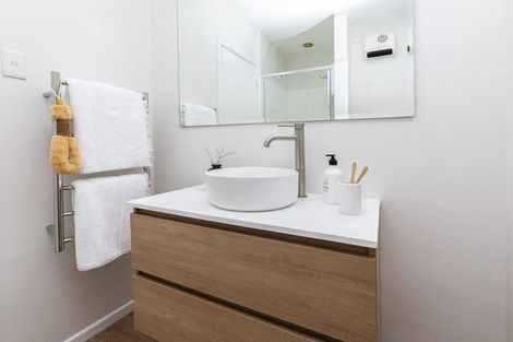 Photo of property in 51a Rayburn Avenue, Papanui, Christchurch, 8053