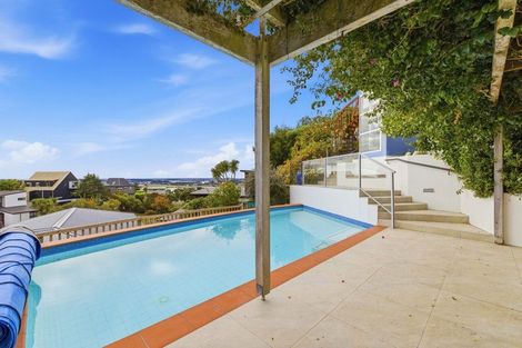 Photo of property in 31 Janice Place, Mount Pleasant, Christchurch, 8081