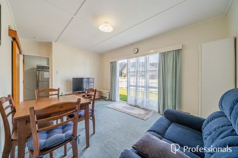 Photo of property in 1/1079 High Street, Taita, Lower Hutt, 5011