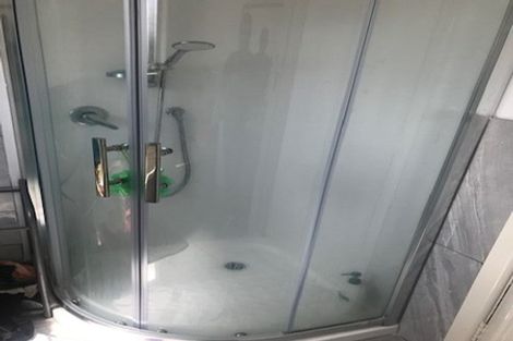 Photo of property in 10 Kaponga Crescent, New Lynn, Auckland, 0600