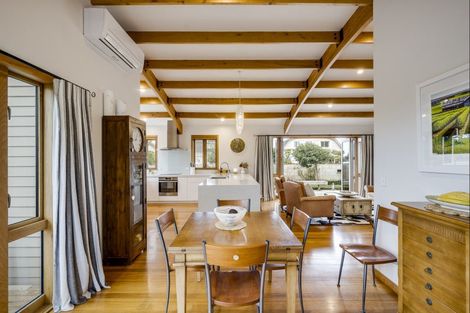 Photo of property in 17 Collison Terrace, Haumoana, 4102