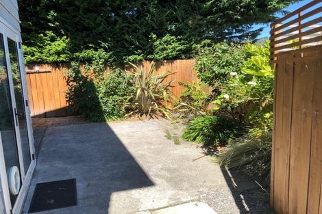 Photo of property in 8 Waldie Grove, Avalon, Lower Hutt, 5011