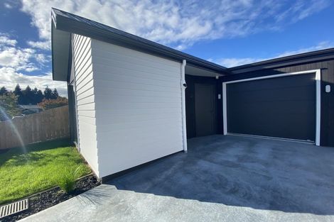 Photo of property in 46u2 Balmerino Crescent, Pukete, Hamilton, 3200