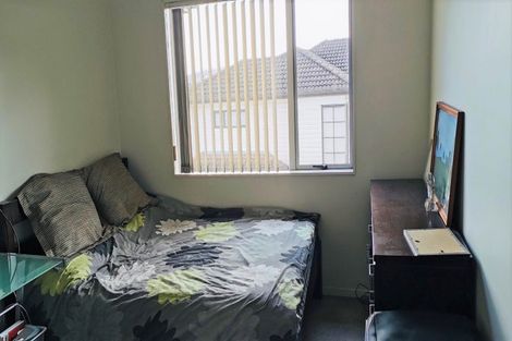 Photo of property in 4 Liscooly Place, Flat Bush, Auckland, 2019