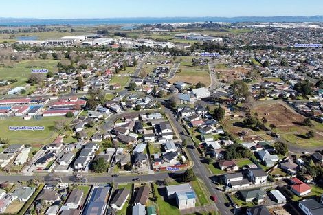 Photo of property in 78 Raglan Street, Mangere East, Auckland, 2024