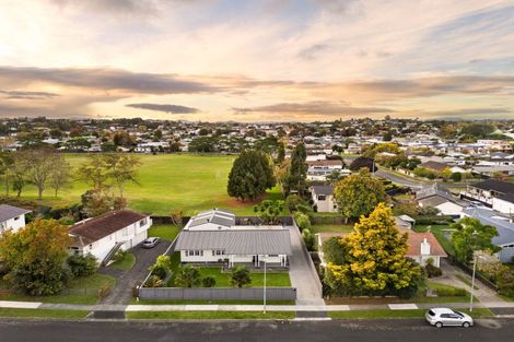 Photo of property in 18 Amanda Avenue, Dinsdale, Hamilton, 3204