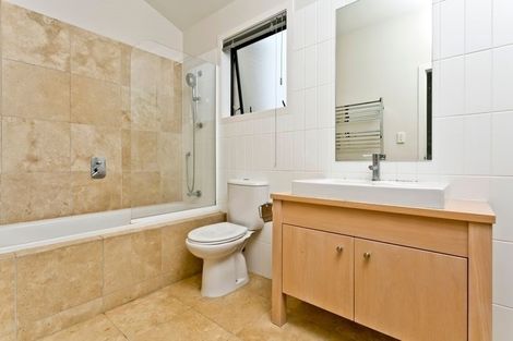 Photo of property in Point Ridge, 130 Gills Road, Albany Heights, Auckland, 0632