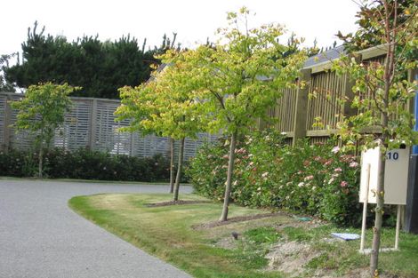 Photo of property in 10 Derby Close, Prebbleton, 7604