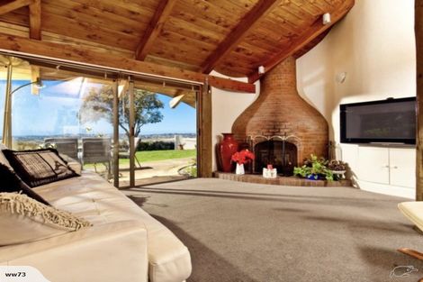 Photo of property in 250 West Hoe Heights, Orewa, 0931