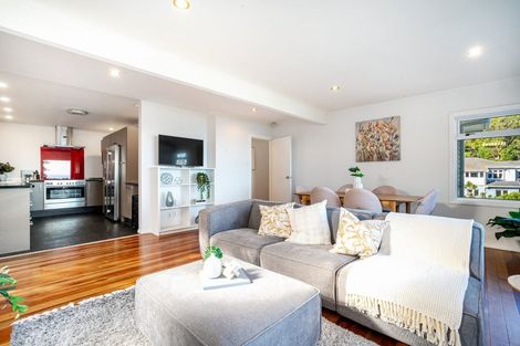 Photo of property in 142 Severn Street, Island Bay, Wellington, 6023