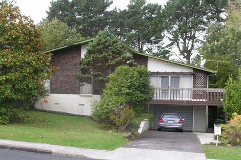 Photo of property in 20 Reynella Drive, Massey, Auckland, 0614