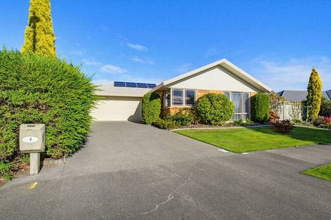 Photo of property in 4 Brooklyn Heights Drive, Kelvin Grove, Palmerston North, 4414