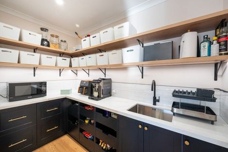 Photo of property in 25 Arihi Crescent, Frimley, Hastings, 4120