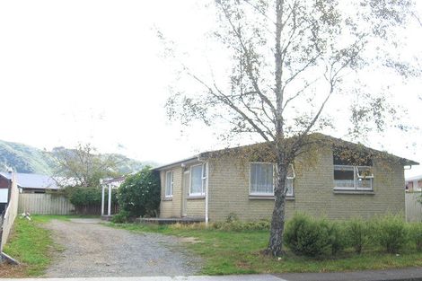 Photo of property in 2/107 Clouston Park Road, Clouston Park, Upper Hutt, 5018