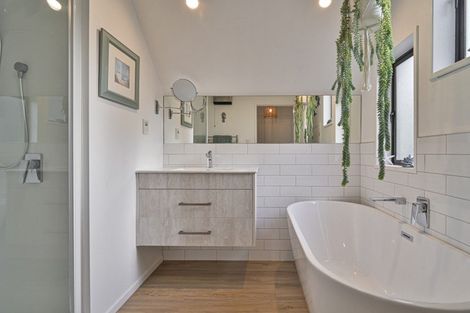 Photo of property in 609 Roberts Street, Hastings, 4122