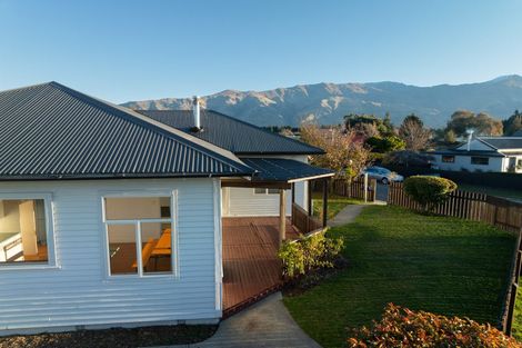 Photo of property in 8 Ragan Lane, Wanaka, 9305