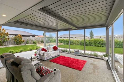 Photo of property in 5 Denton Street, Amberley, 7410