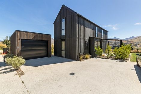 Photo of property in 12 Mckenzies Shute, Jacks Point, Queenstown, 9371