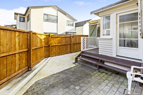 Photo of property in 63 Gray Avenue, Mangere East, Auckland, 2024