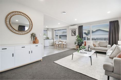 Photo of property in 7 Farnborough Street, Aranui, Christchurch, 8061