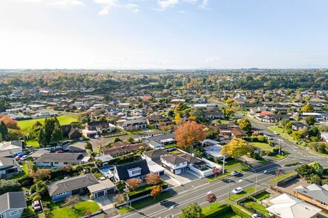 Photo of property in 166 Sandwich Road, St Andrews, Hamilton, 3200