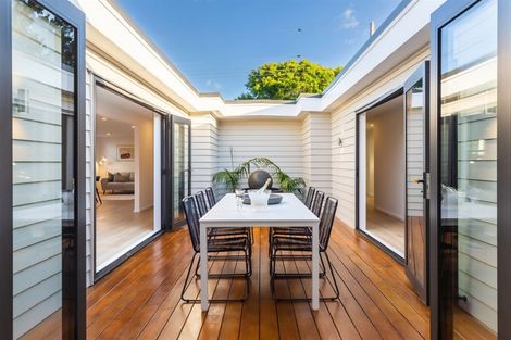 Photo of property in 28 Bass Road, Albany, Auckland, 0632