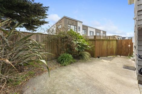 Photo of property in 8 Waldie Grove, Avalon, Lower Hutt, 5011