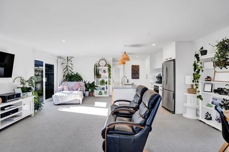 Photo of property in 4 Whenu Way, Bell Block, New Plymouth, 4312