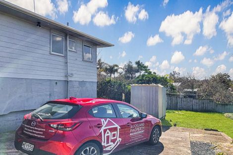 Photo of property in 18 Solar Road, Glen Eden, Auckland, 0602