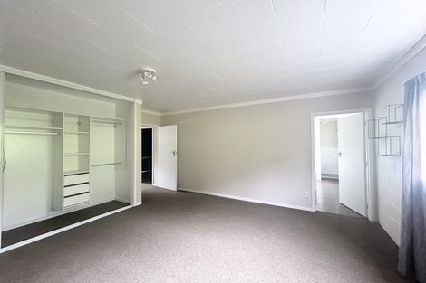 Photo of property in 1/48 Hogans Road, Glenfield, Auckland, 0629