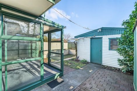 Photo of property in 2f2- Parera Grove, Heretaunga, Upper Hutt, 5018