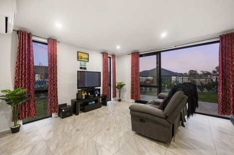 Photo of property in 8u2 Bostonkip Crescent, Fitzroy, Hamilton, 3282