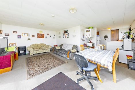 Photo of property in 2/2 Jack Farrell Place, Papakura, 2110