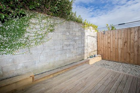 Photo of property in 27u6 Seddon Road, Frankton, Hamilton, 3204