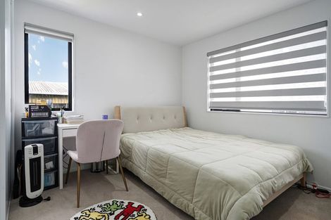 Photo of property in 26 Eileen Newey Place, Henderson, Auckland, 0612