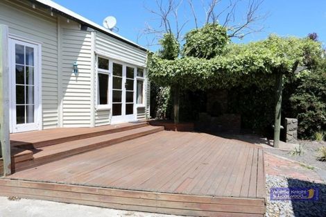 Photo of property in 221 Geraldine Street, Edgeware, Christchurch, 8013