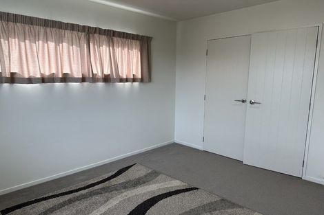 Photo of property in 24 Mulroy Place, Pinehill, Auckland, 0632